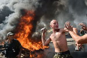 Maidanas vėl degė: protestuotojai neleido išardyti stovyklos