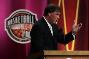 Istorinė akimirka: Š. Marčiulionis priimtas į NBA Šlovės muziejų