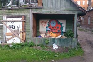 Garsioje Vilniaus gatvėje - nežabotos benamių orgijos