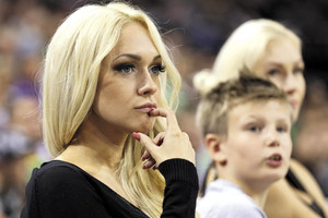 Brangiausi krepšininkų talismanai – mylimosios ir šeima