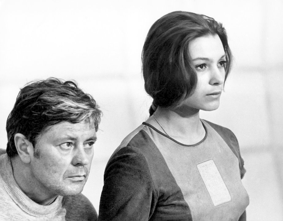 D.Banionis su Natalija Bondarčiuk 1972 metų filme „Soliaris“, kurį režisavo Andrejus Tarkovskis.<br>AOP nuotr.