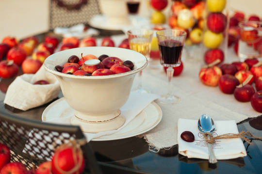 Šventėje - galimybė paskanauti ir vienuolių gaminto vyno