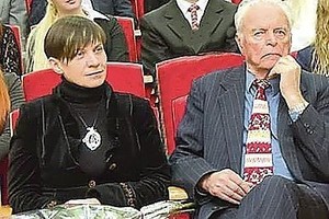 Aloyzas Sakalas vedė savo išrinktąją žurnalistę Daivą Norkienę