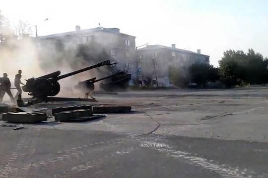 Paliaubos Ukrainoje toliau braška – žuvo kariai ir civiliai