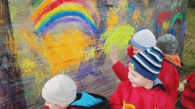 Darželio spalvos 2014: spalvota vaikų poilsio zona