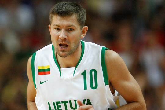 Donatas Slanina neria į moterų krepšinį