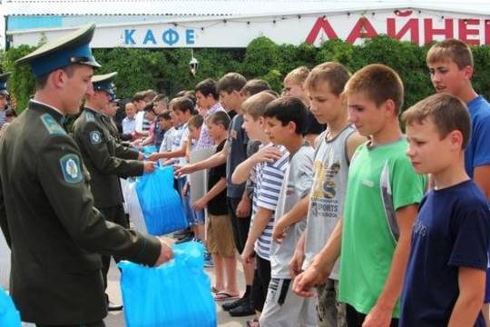 Prieš sukarintas vaikų stovyklas Rusijoje ministerija - bejėgė