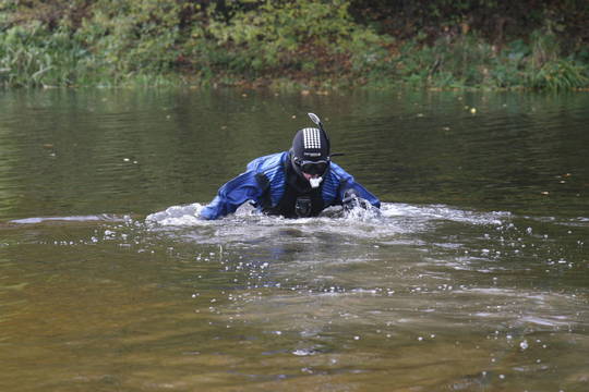Dingusio mokytojo paieškos – ir gyventojų sandėliukuose