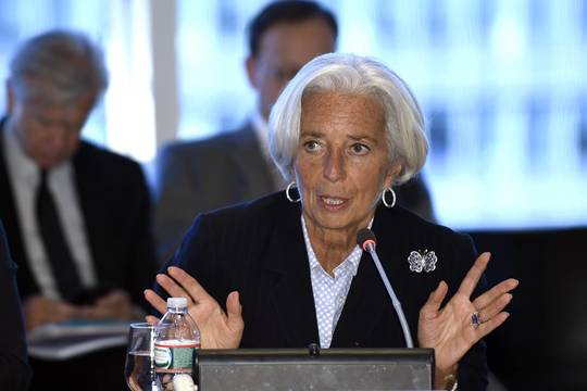 TVF vadovė euro zonoje mato Japonijos problemų požymių