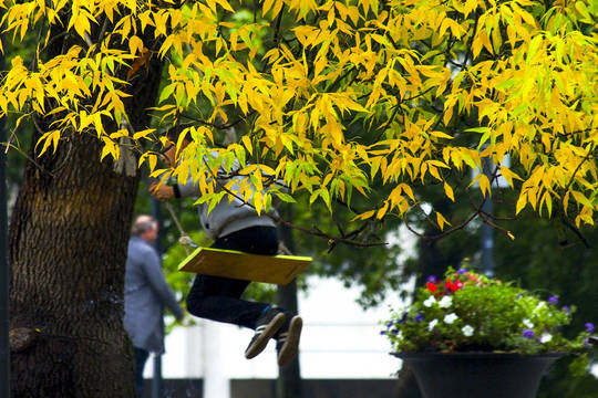 Skubėkite džiaugtis šiluma: atslenka vėsa