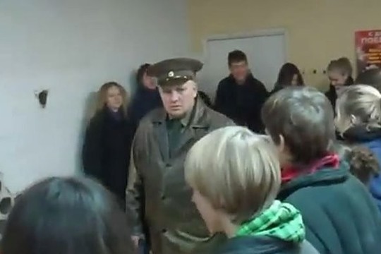 Rusų propaganda: vaikai karių kalvėse ir „meluojantis“ projektas