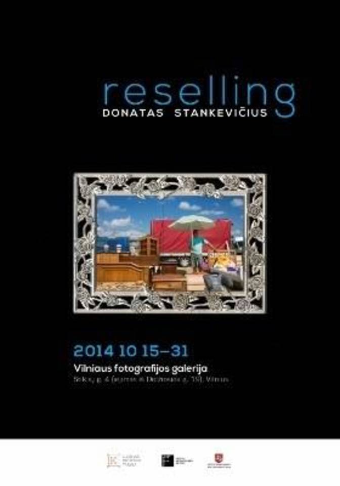 „Vilniaus“ fotografijos galerijoje trečiadienį pradės veikti fotomenininko Donato Stankevičiaus paroda „Perpardavimas“ („Reselling“)