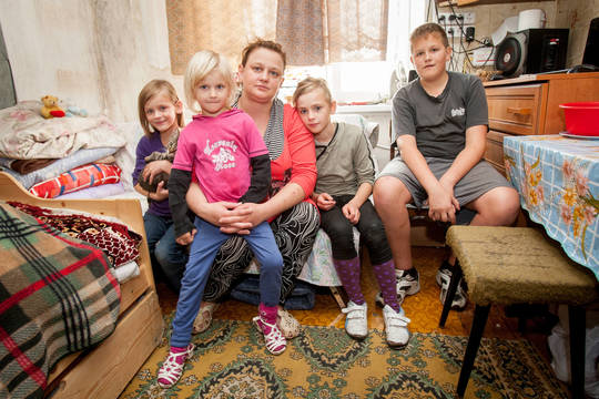 Gausios vilniečių šeimos būste vietos už stalo yra tik vaikams