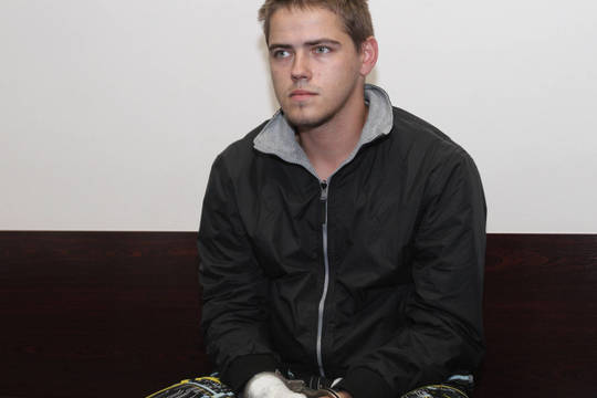 Taksistą itin žiauriai nužudęs jaunuolis kalės 14 metų