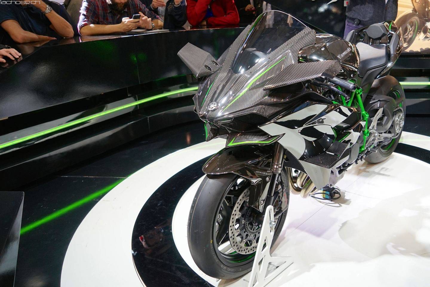 Kiek kuklesnis už prototipą 207 AG „Kawasaki Ninja H2“ visgi bus vienas galingiausių motociklų pasaulyje.<br>La Chose/Flickr.com nuotr.