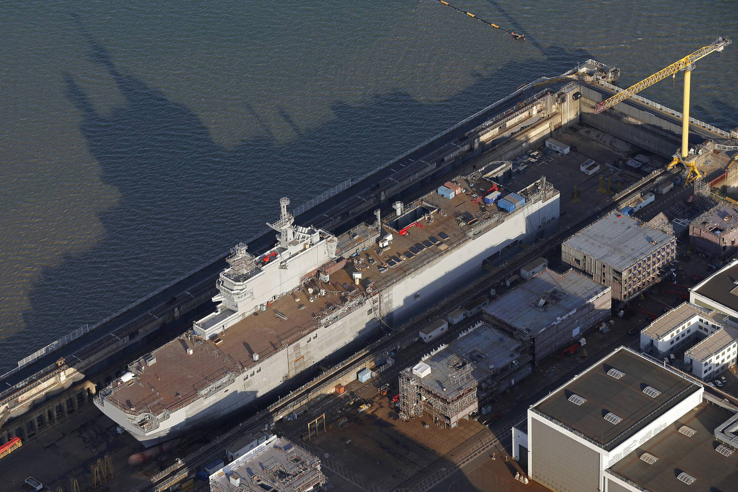 Statomas „Mistral“ tipo laivas.