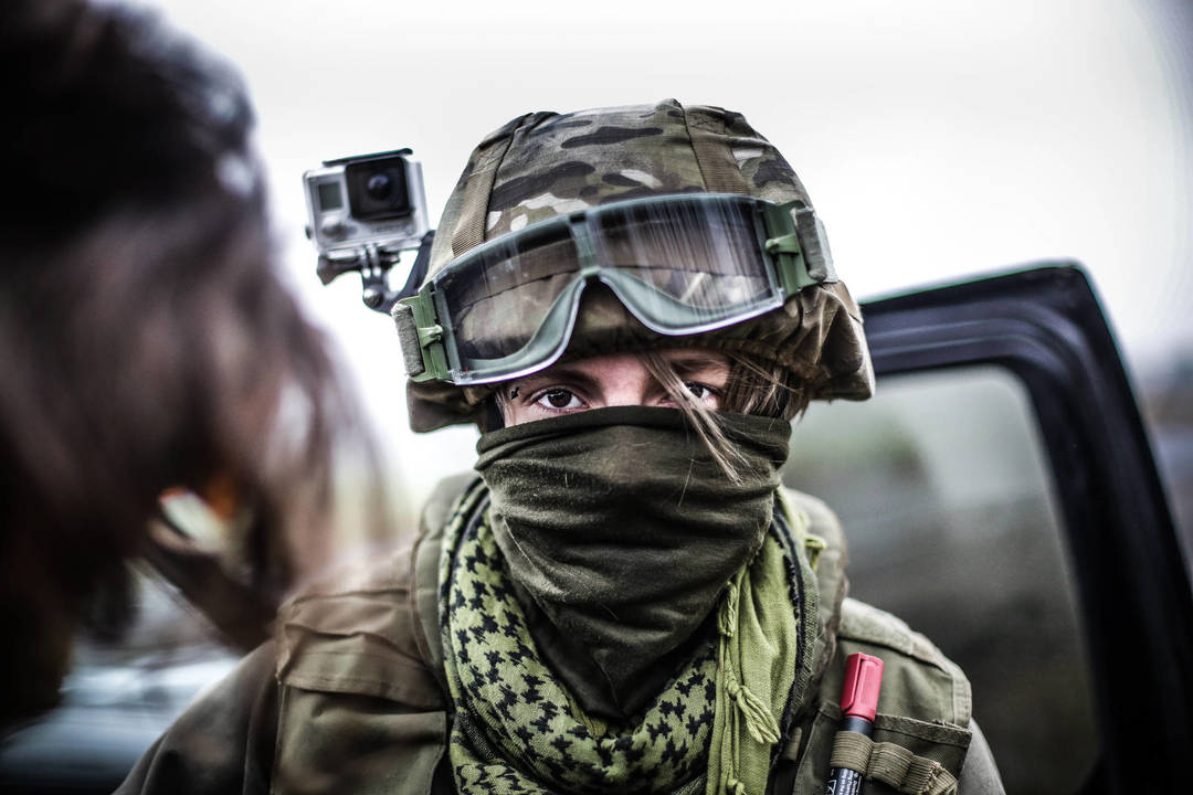 Ukrainos "Dešiniojo sektoriaus" savanoriai kovojantys fronte.<br>V.Balkūno nuotr.