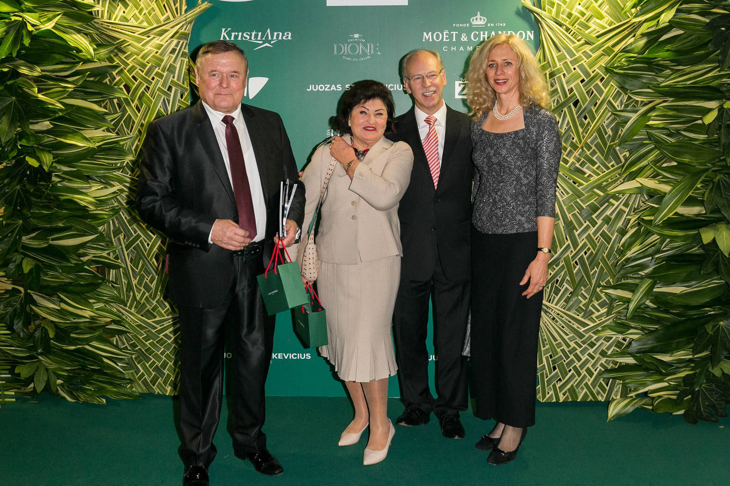 Į sostinės „Siemens“ areną plūdo daugybė mados gerbėjų.