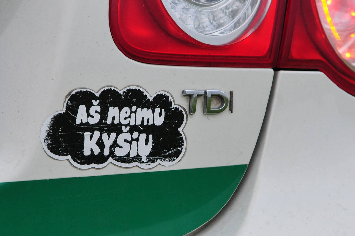 Praėjusią parą policija užregistravo mažiausiai tris nesėkmingus bandymus papirkti policijos pareigūnus.