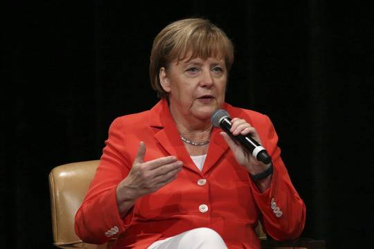 Berlynas tikrins, A.Merkel ir V.Putino derybos duos rezultatų