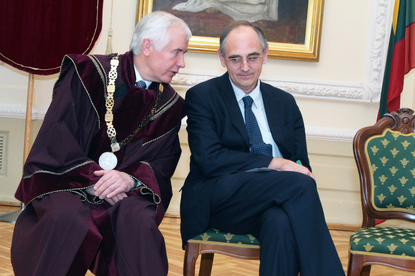 E.Lucasas kalbėjo apie Rusijos keliamas grėsmes.