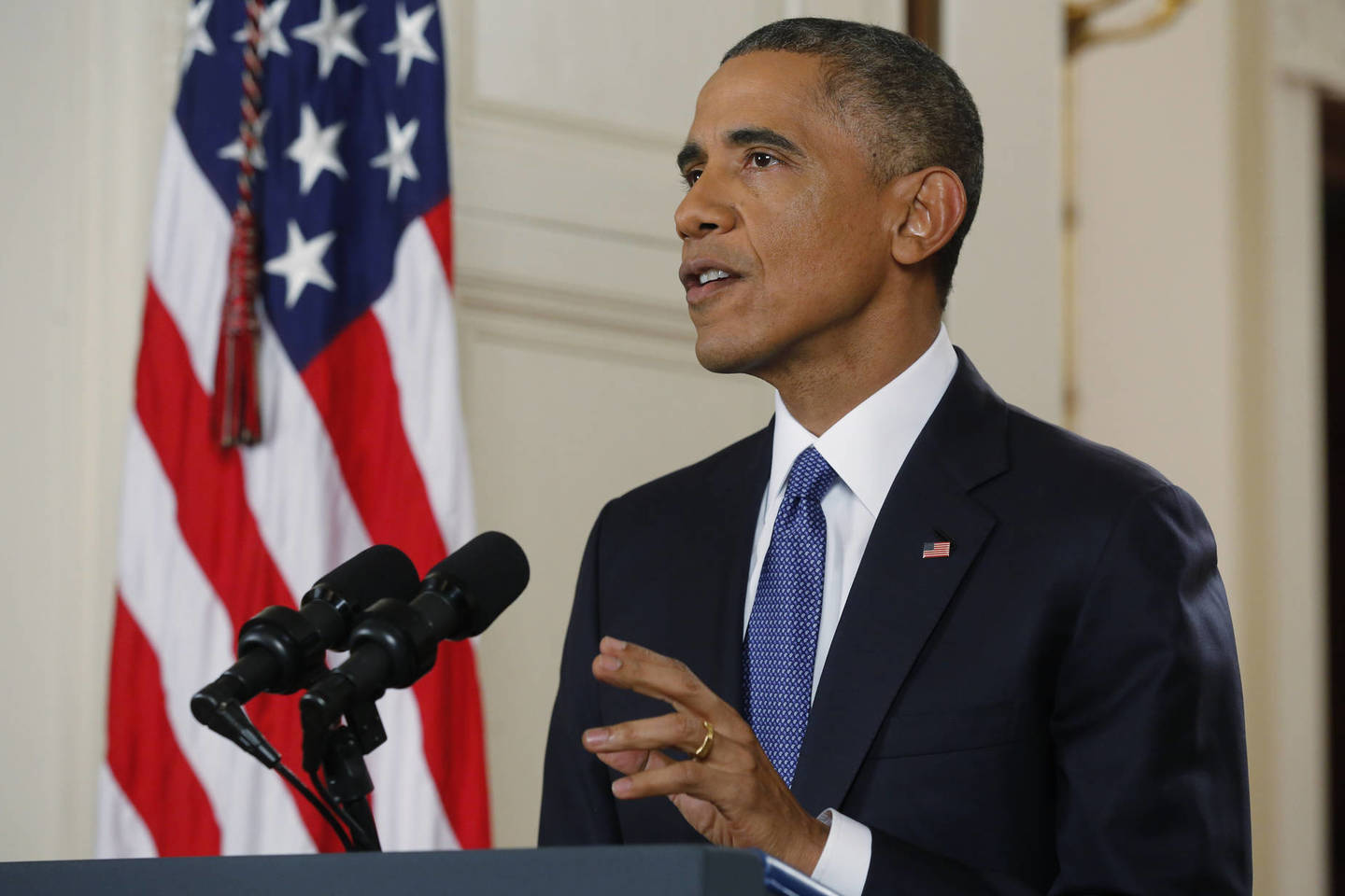 B.Obama akcentavo, kad jo pasiūlymas nėra amnestija.