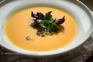 Trinta moliūgų sriuba su imbieru ir kokosų pienu pagal N. Degutienės receptą