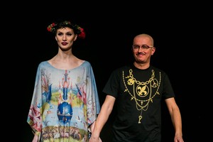 A. Pogrebnojaus kolekcijos pristatymo žvaigžde tapo žmona Monika