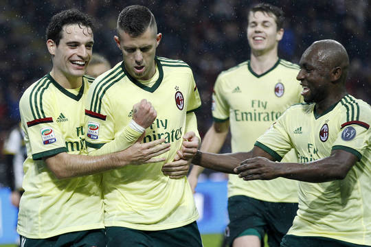 Milano klubo bosas pasigedo vartų linijos technologijų