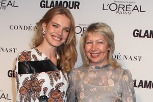 Supermodelio N. Vodianovos motina gyvenimui užsidirba turguje