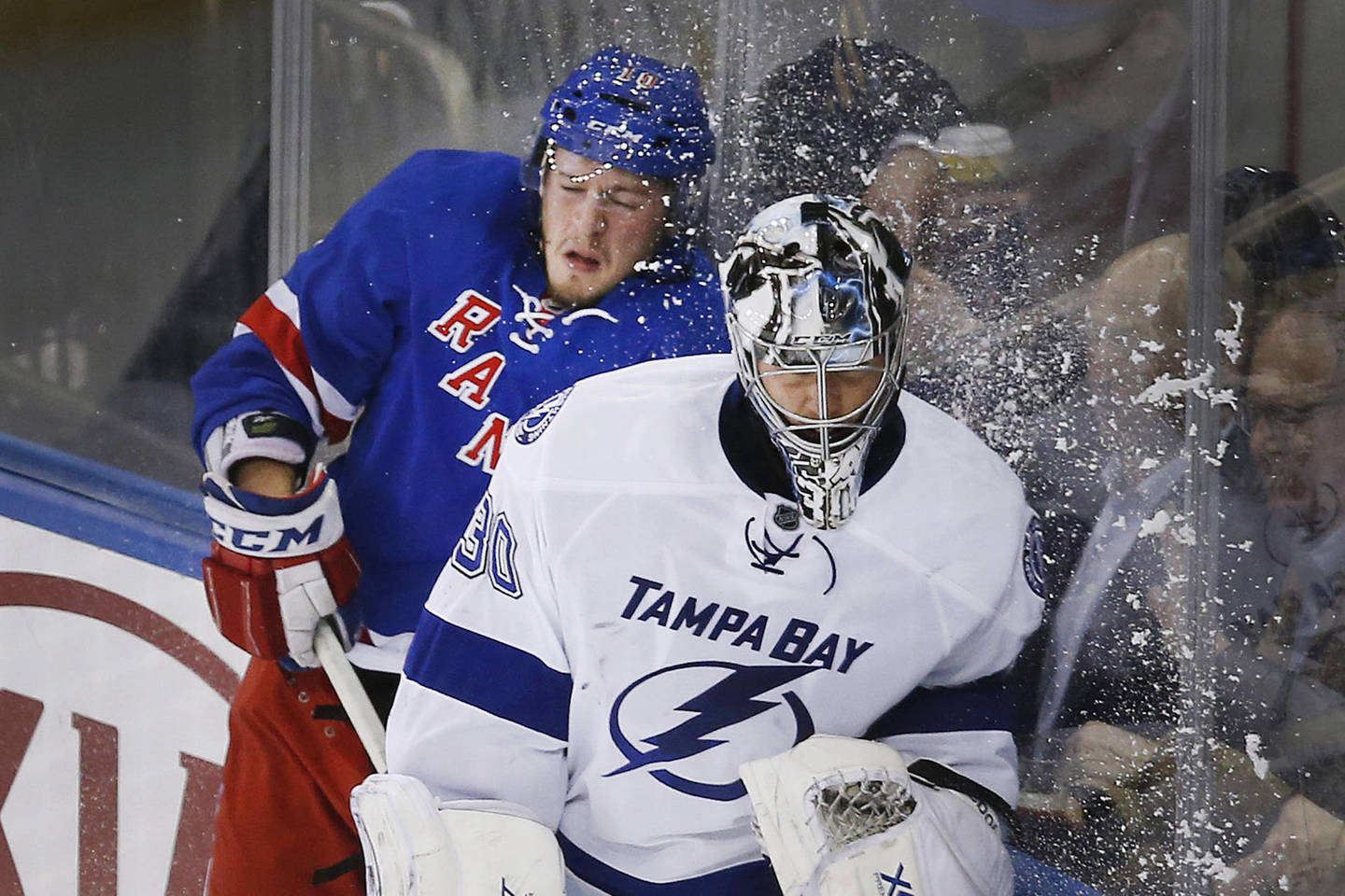 „Lightning“ – „Rangers“ mačo akimirka.