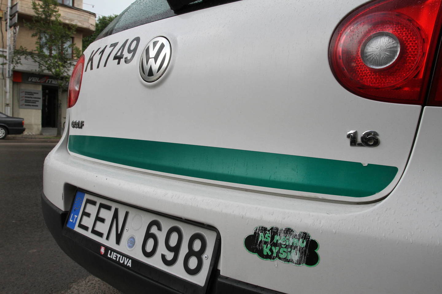 Praėjusią parą policija užregistravo mažiausiai keturis nesėkmingus bandymus papirkti pareigūnus.