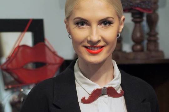 Ką reiškia K. Ivanovos pasirišta peteliškė?