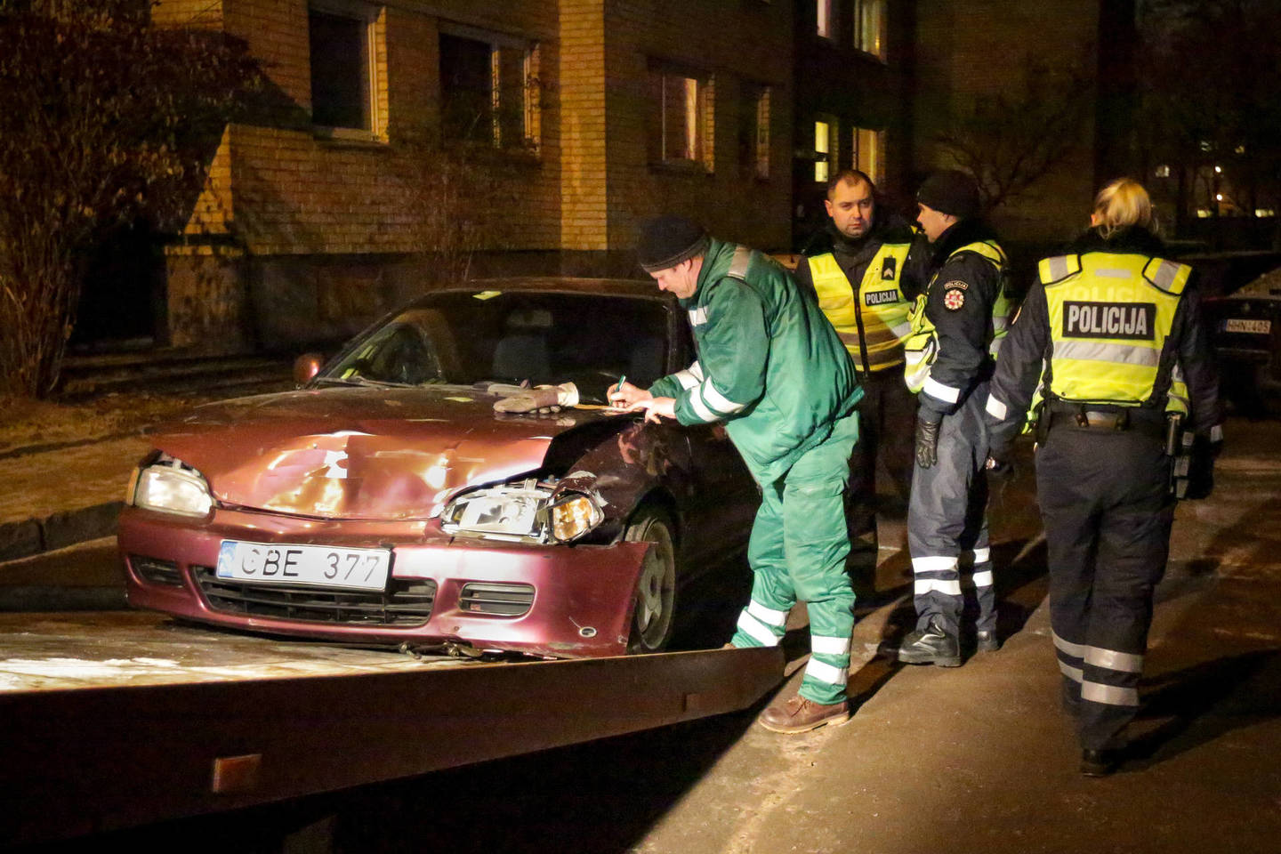Budrus Vilniaus gyventojas ketvirtadienį pareigūnams padėjo surasti iš avarijos pasprukusio girto vairuotojo mašiną.