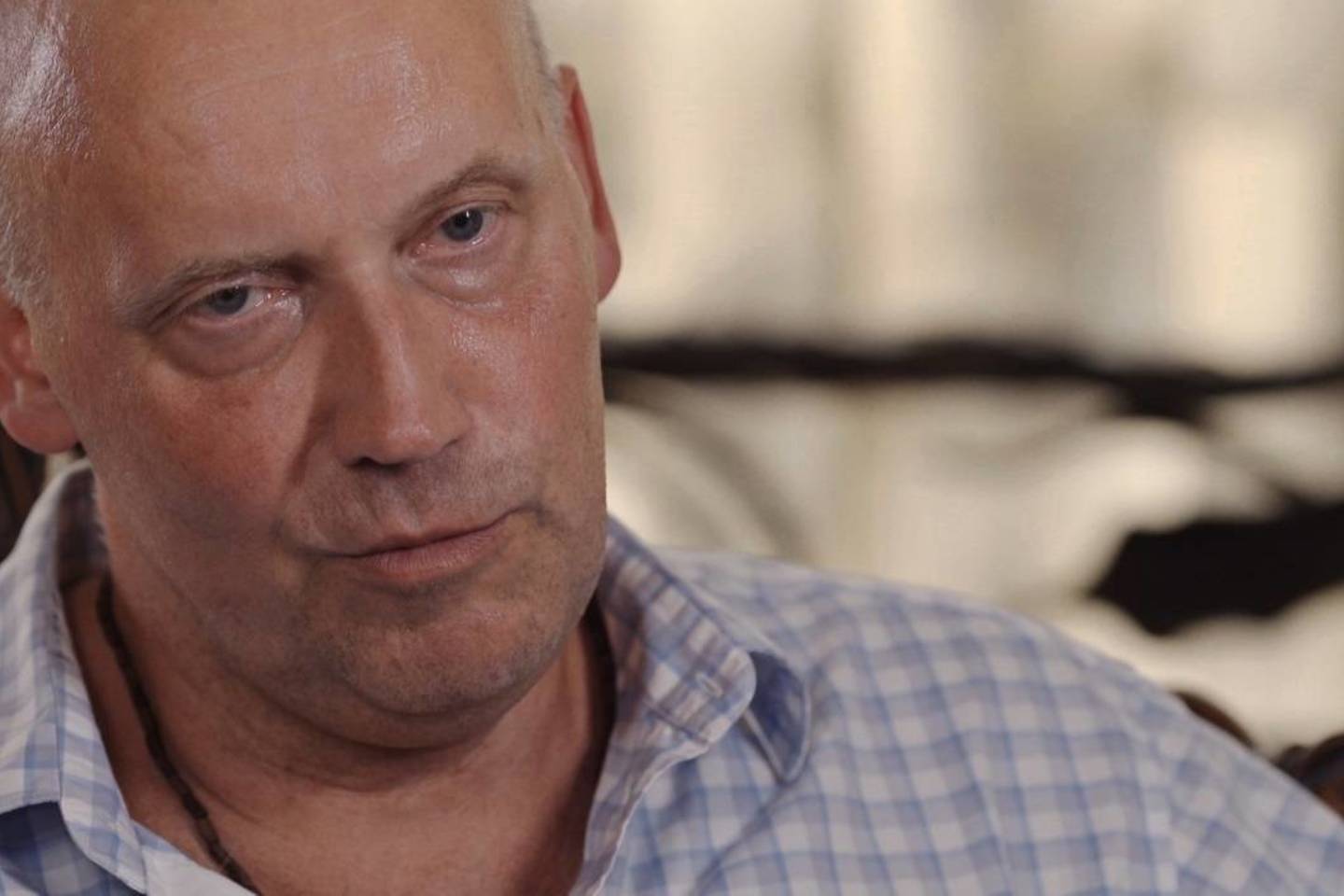„Jei pradėdavai kortomis lošti, tai galima būdavo lošti 2–3 paras. Jis kol nelaimės – niekur neis“, – apie komandos draugą A.Sabonį pasakojo R.Kurtinaitis