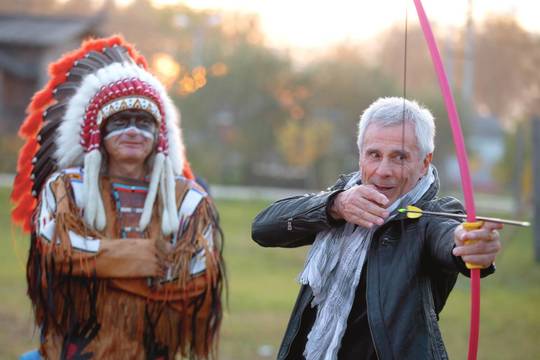 Žilagalvis indėnų vadas Gojko Mitičius vis dar balne