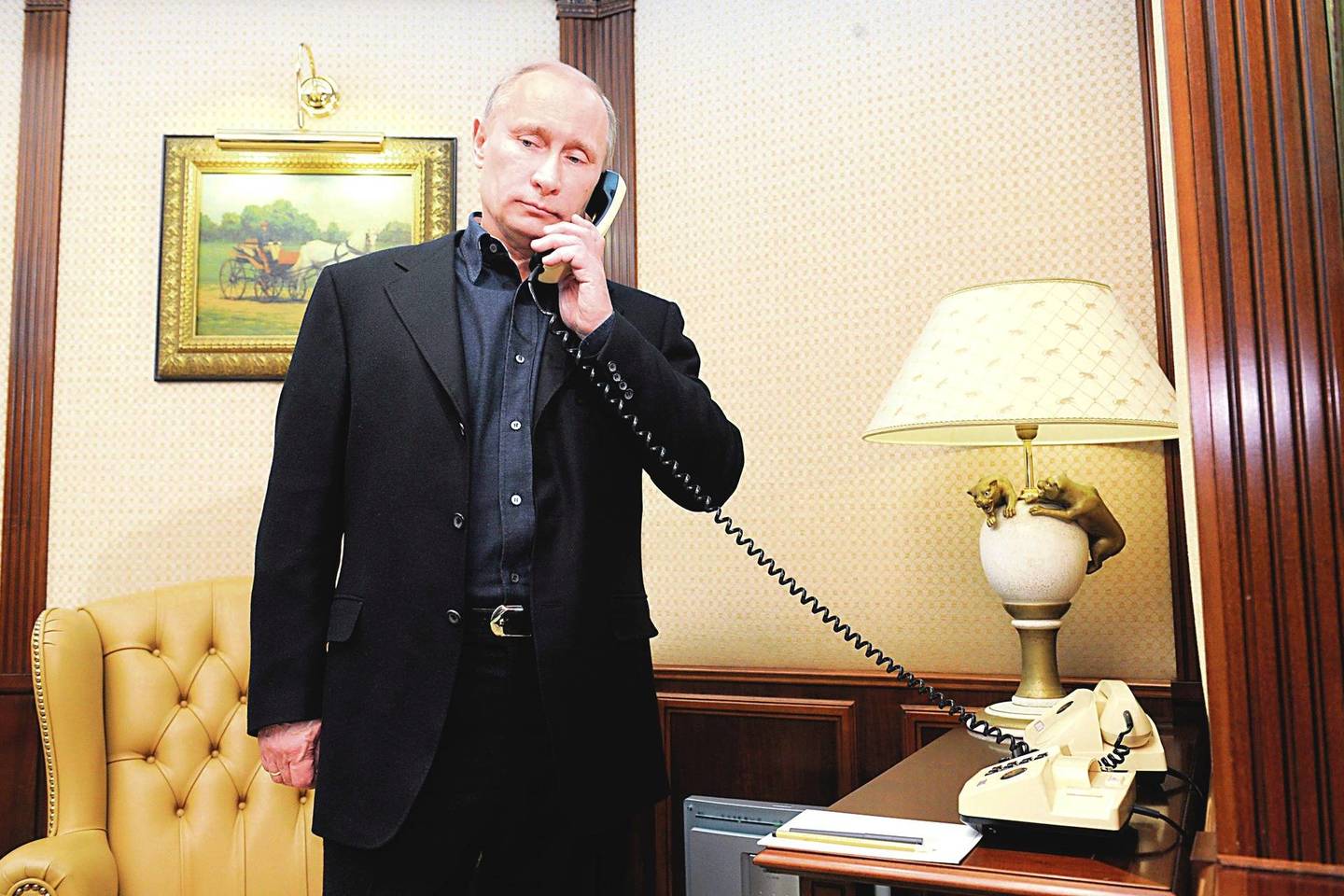 Rusijos prezidentas V.Putinas su Vakarų šalių lyderiais ėmė kalbėti švelniau.