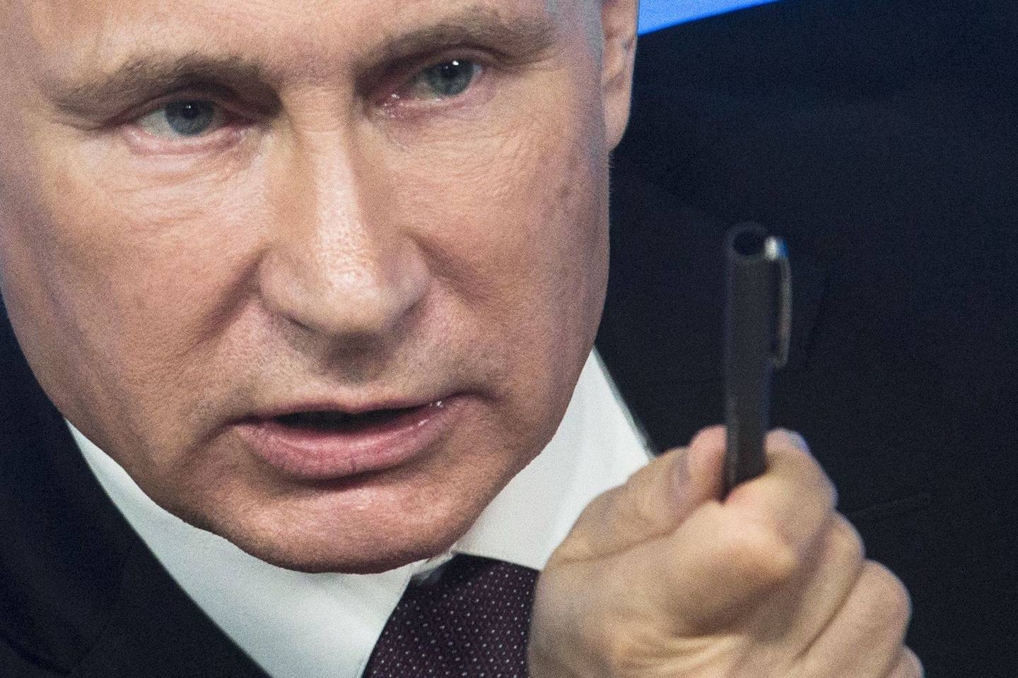 V.Putinas nuolat sulaukia Ukrainos premjero kritikos.