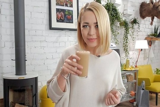 Meksikietiškas migdolų pienas su prieskoniais