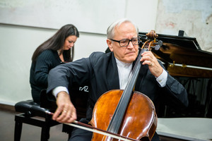 Maestro D.Geringo dedikacijos nuskaidrino sielas