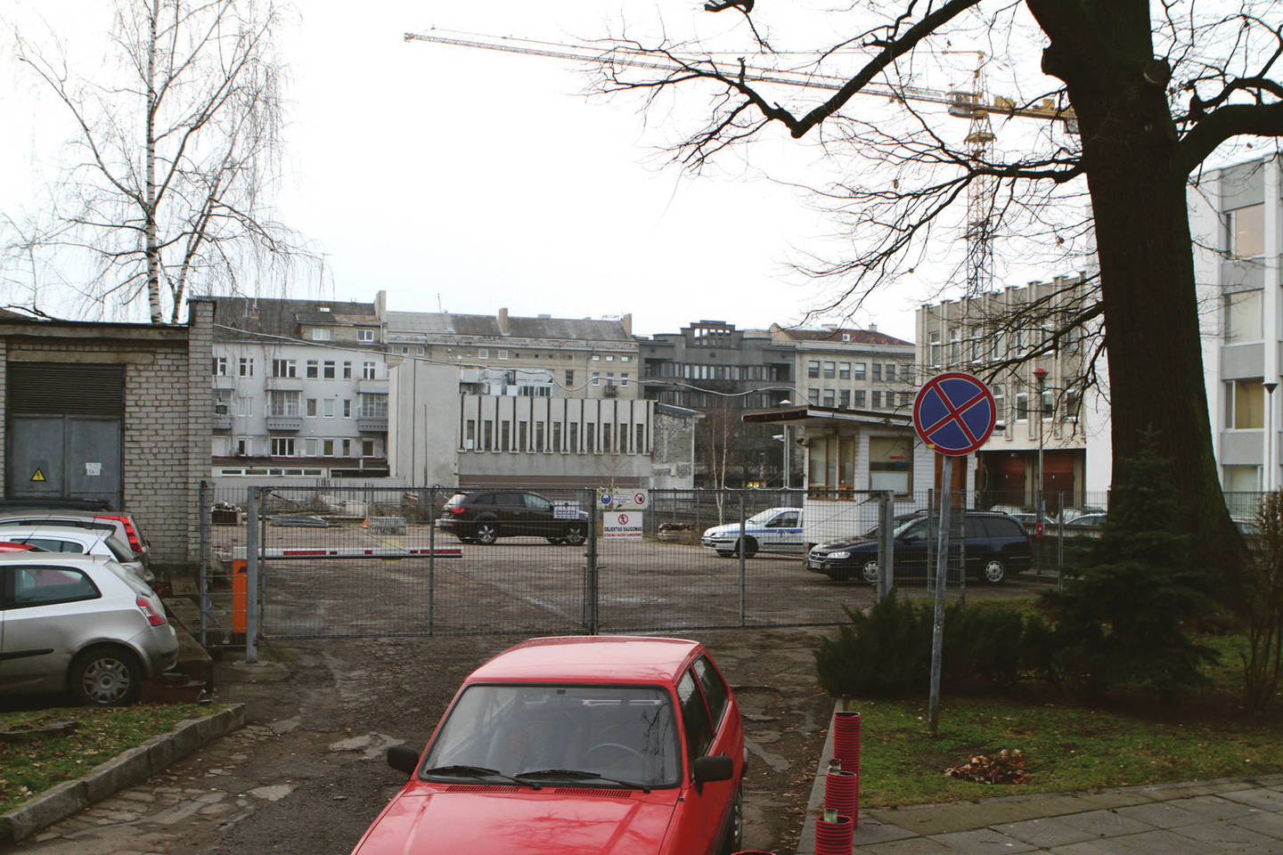 Pagal sutartį už 2,461 tūkst. kvadratinių metrų ploto aikštelės nuomą savivaldybei 2013 metais sumokėta 147,6 tūkst. litų.