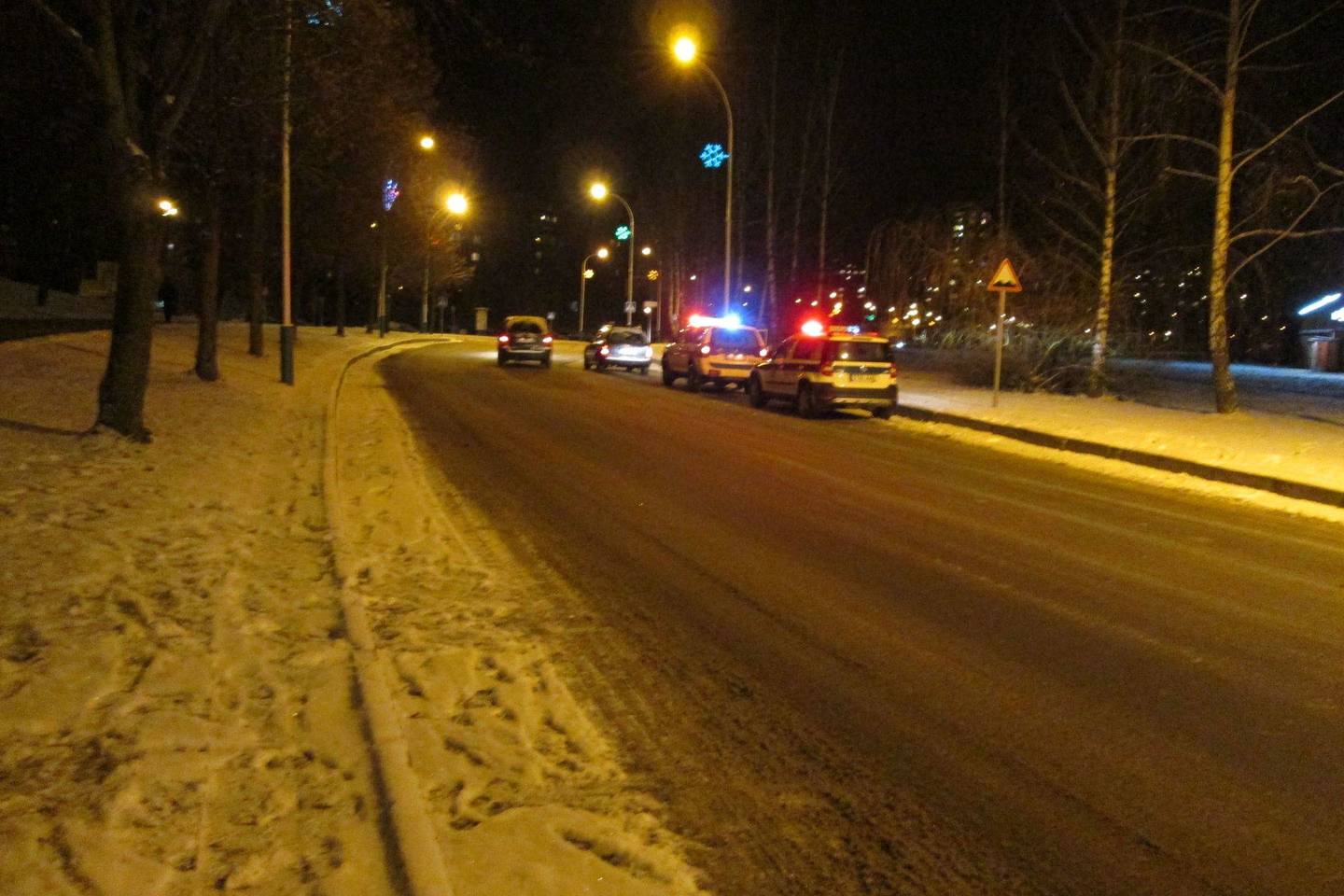 Girta Elektrėnų gyventoja automobiliu partrenkė vaiką ir spruko.