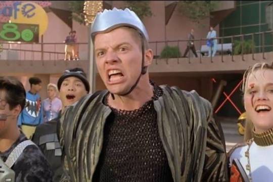 2015-ieji pagal seną Holivudo juostą „Atgal į ateitį 2“