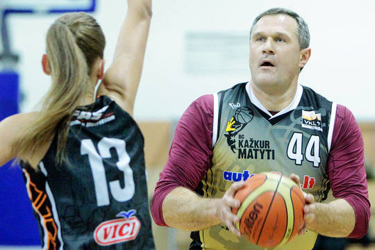 V. Alekna į Lietuvos čempionių krepšį įmetė 10 taškų