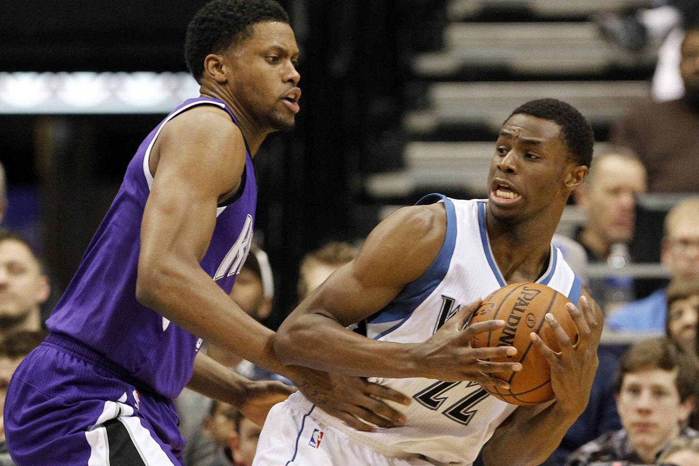 „Timberwolves“ - „Kings“.