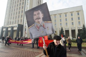 Stalino anūkas lygina savo senelį su Jėzumi Kristumi