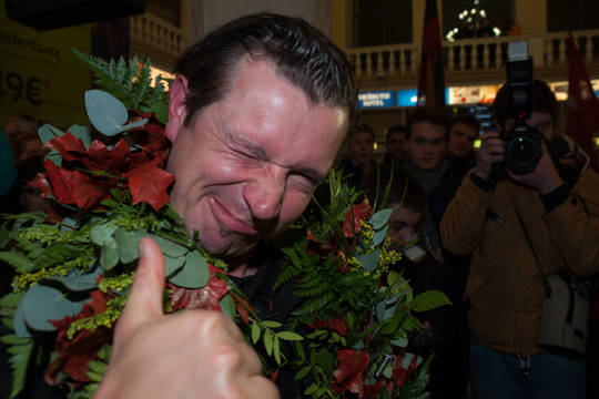 Būrio gerbėjų sutiktas Antanas Juknevičius: „Man – šokas“