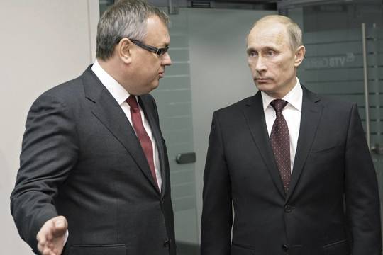 VTB banko vadovas tikino, kad Rusijoje pasaulio pabaigos nebus