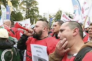 Lenkų angliakasiai užspaudė valdžią