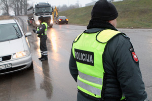 14-mečio vairuotojo pasiteisinimas pareigūnus paliko be žado